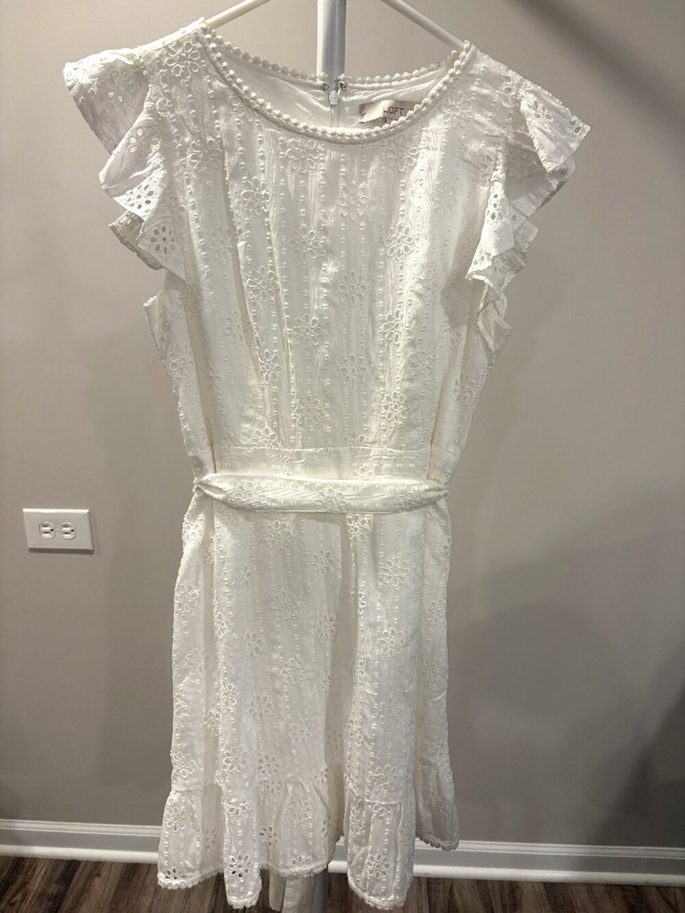 French‎ Girl White Floral Embroidered Eyelet Dot Ruffle Flutter Sleeve Dress